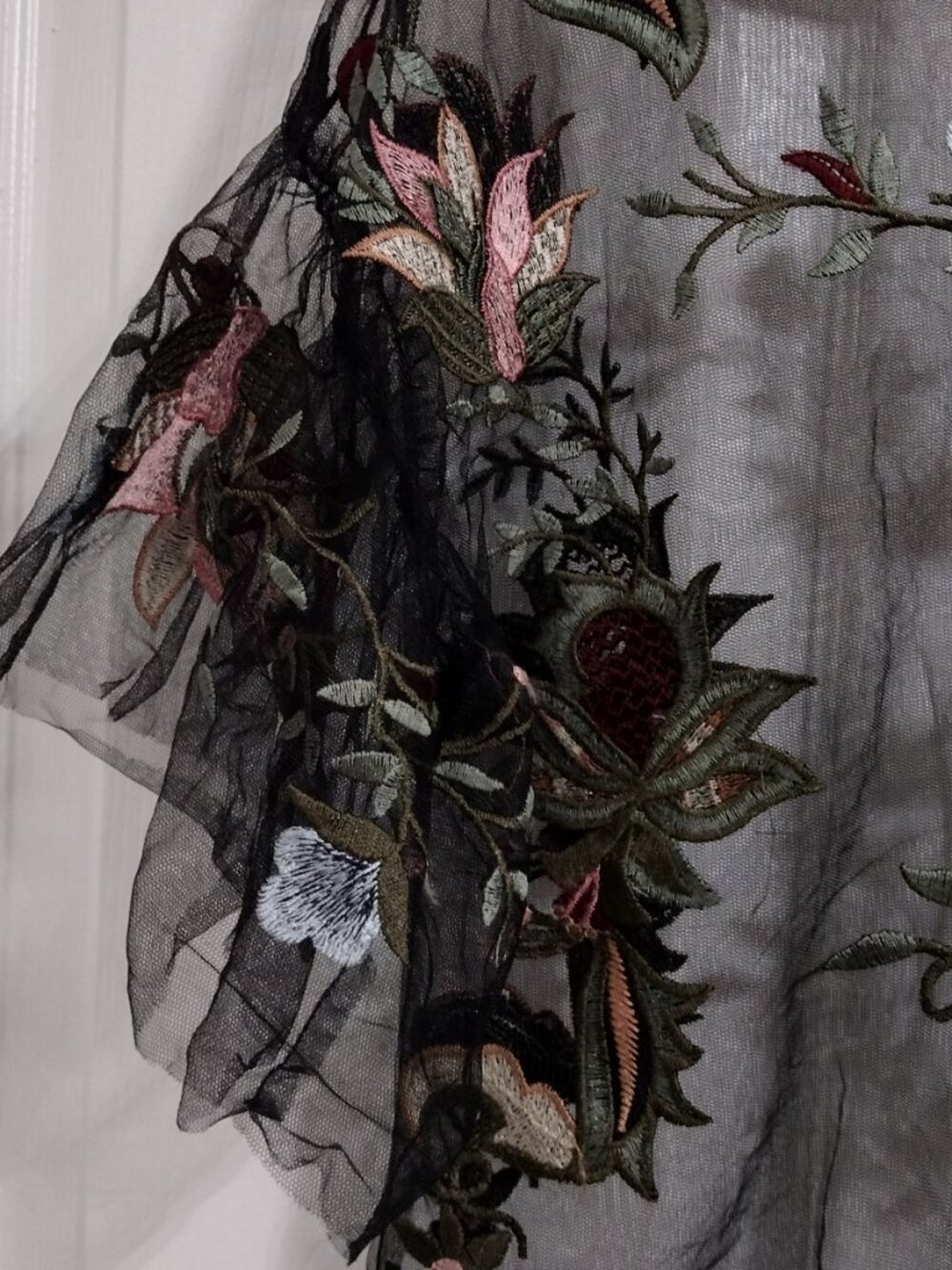 ZARA Woman Sheer Embroidered Floral Mesh Top Size Small Boho Romantic Festival - Picture 6 of 9